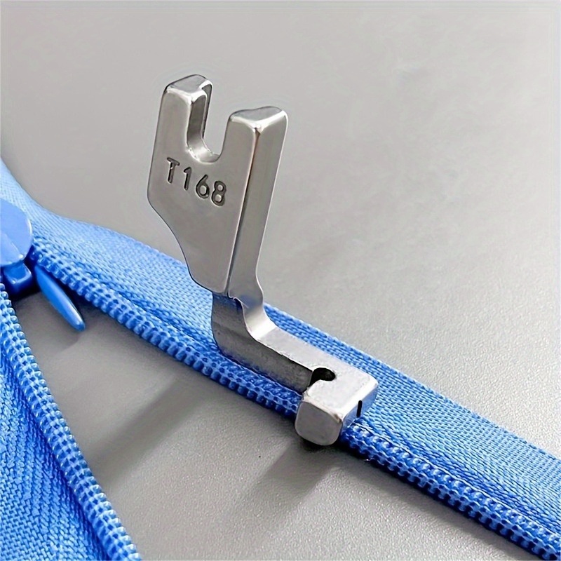 Sewing Machine Fabric - 工業用スチール製T168ミシン押さえ金具、片面ジッパー押さえ金具、インビジブルジッパー用アタッチメント、シルバーグレー（ほとんどのM…に適合）
