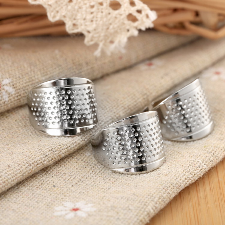 3個の金属指シンブルテーラー縫製グリップシールドプロテクター - Sewing Thimble Metal のレビューと価格